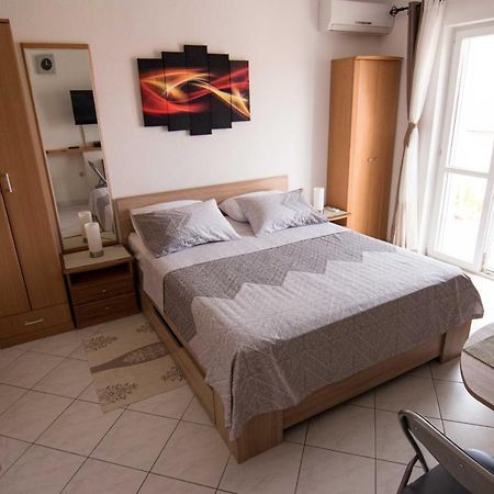 Studio Mali Raj Супетар Экстерьер фото
